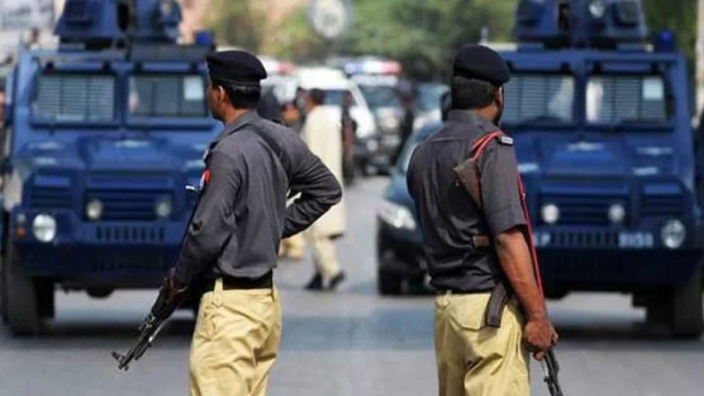 Extortionist group with links in Afghanistan arrested in Peshawar