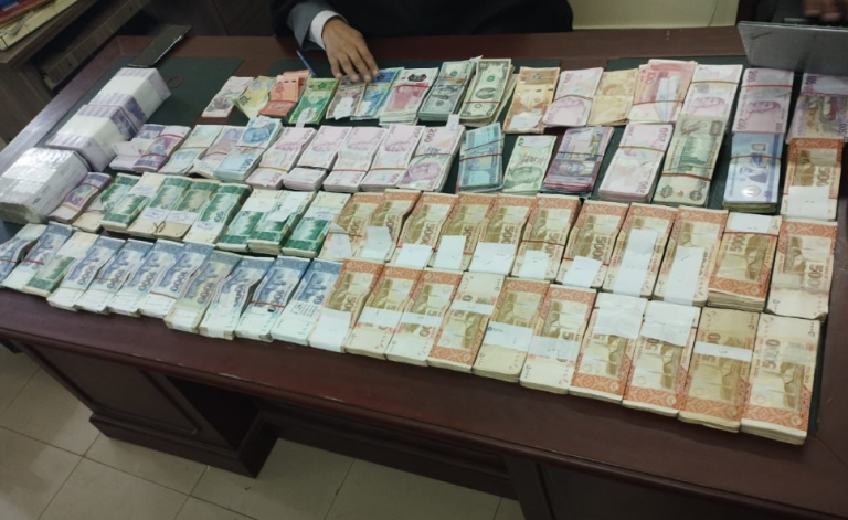 FIA raided illegal currency exchange offices, two suspects apprehended