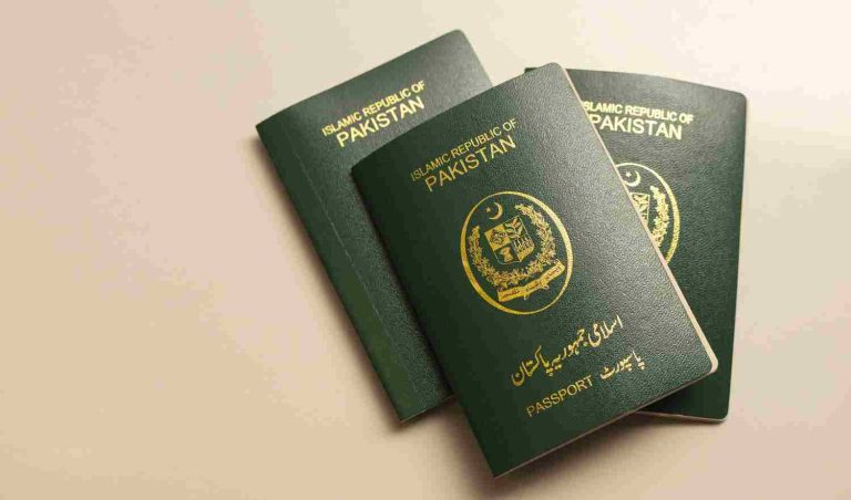 Saudi Arabia hands over a whopping 12000 counterfeit passports to Pakistan embassy