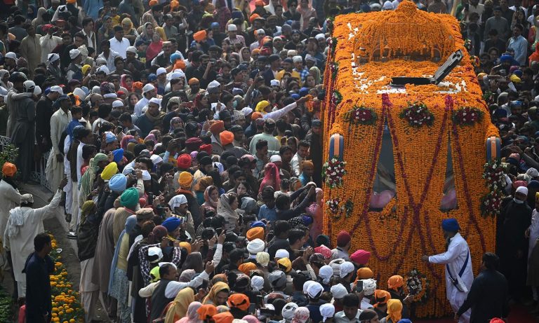 554th Birthday Celebrations of Baba Guru Nanak Begin Today