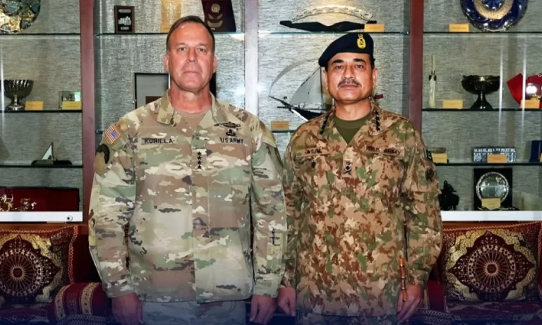 Army Chief Meets US CENTCOM