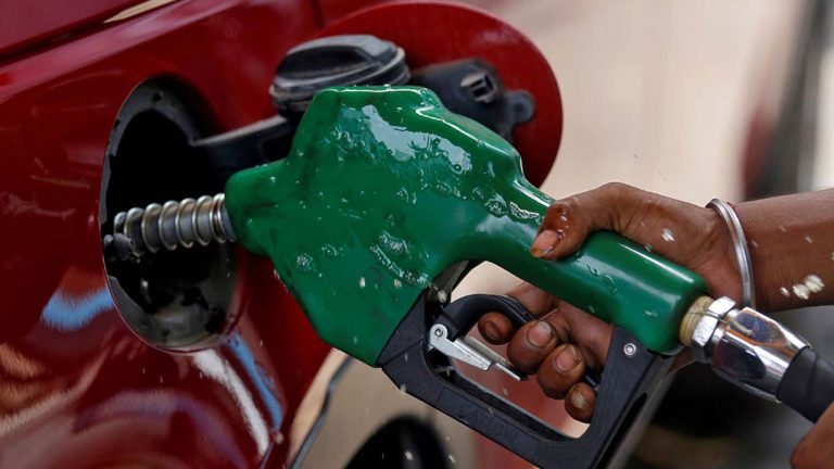 Crude Oil Prices Further Drops in Global Market