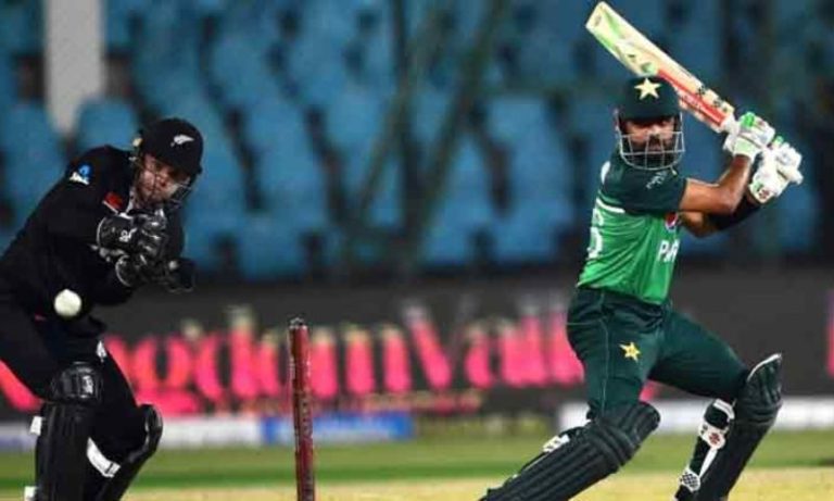 Unchanged Pakistan Side Opts to Filed in 2nd T20I against NZ