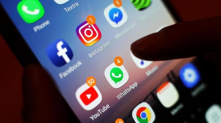 Social Media Disruptions Persist in Pakistan