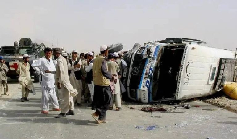 21 Killed, 38 Injured in Bus-Tanker Collision in Afghanistan's Helmand