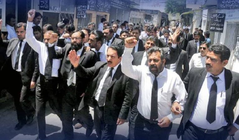 Lawyers Across Pakistan Stage Strike Against Police Violence