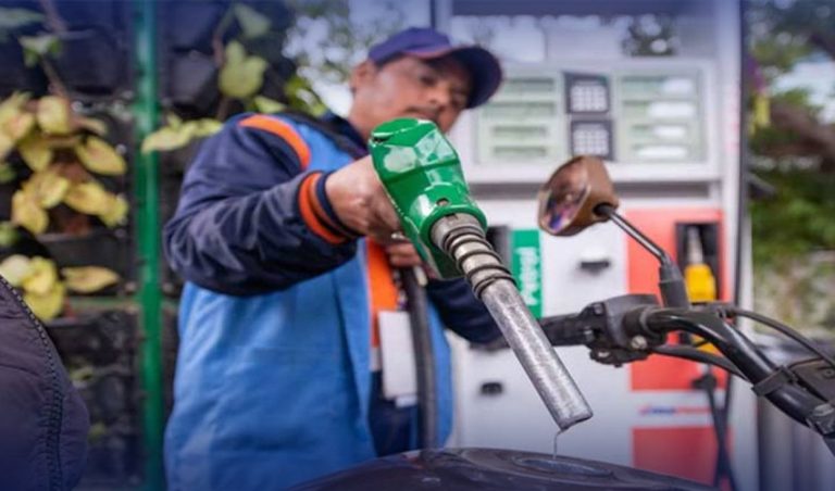 Potential Decrease in Petrol Prices Amid Falling Global Oil Rates