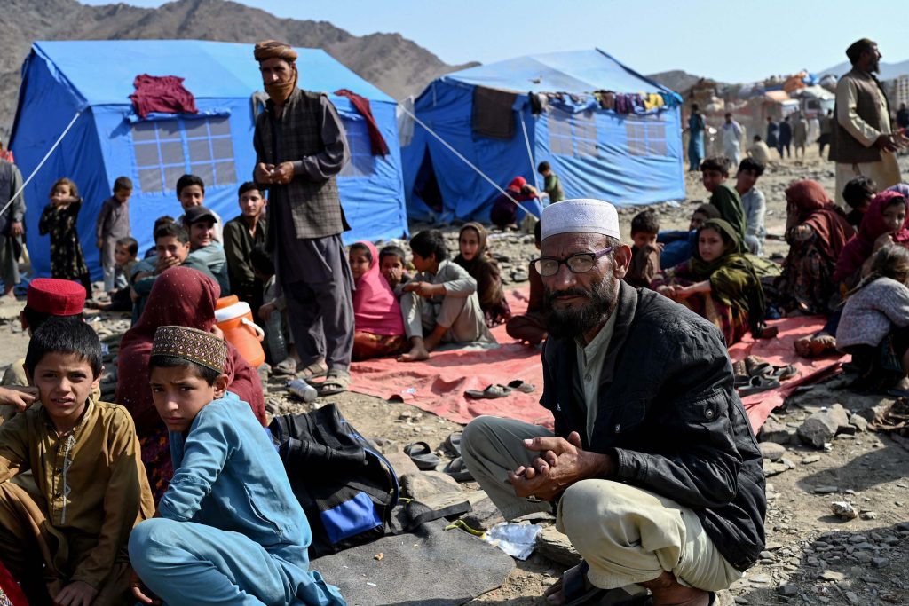 44,000 Afghan Refugees Still Waiting for Relocation from Pakistan