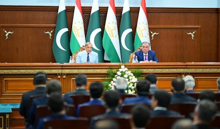 Pakistan, Tajikistan Sign Strategic Partnership Agreement to Strengthen Bilateral Ties