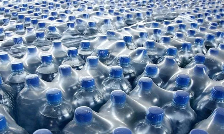 Sindh Govt Bans Plastic Water Bottles in Provincial Offices