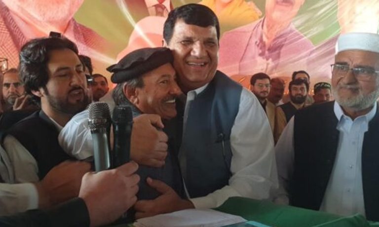 Zahid Khan Joins PML-N