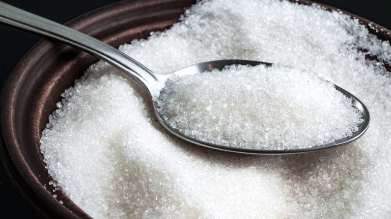 Federal Govt Reduces Sugar Prices at Utility Stores to Rs.140 per Kg