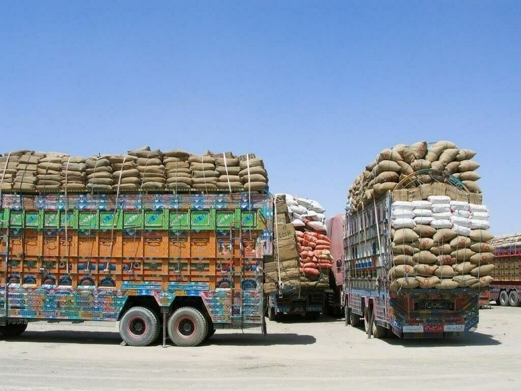 KP Governor Urges PM Shehbaz to Lift Inter-Provincial Wheat Transport Ban KP Governor Urges PM Shehbaz to Lift Inter-Provincial Wheat Transport Ban