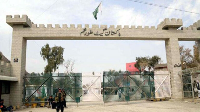 Torkham Border Closure Hits 25 Days, Trade Between Pakistan and Afghanistan Suffers Torkham Border Closure Hits 25 Days, Trade Between Pakistan and Afghanistan Suffers