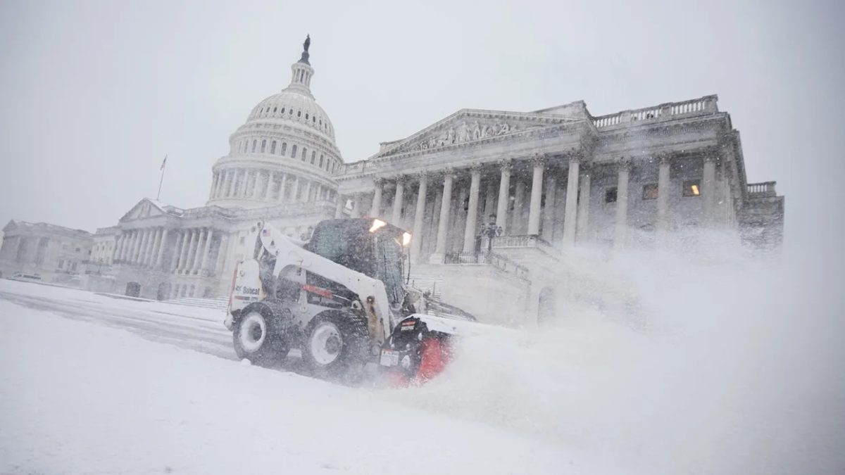 Deadly US Winter Storm Kills 30, Millions Without Power