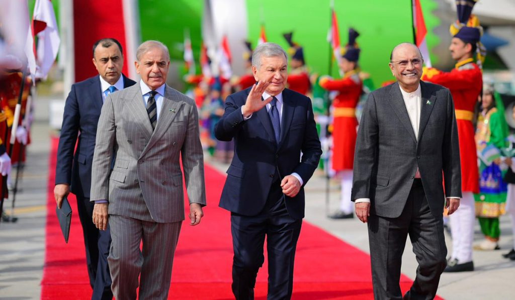 Uzbek President Arrives in Pakistan for Two-Day Official Visit