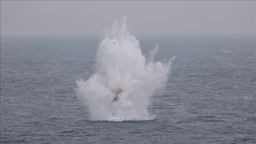 Iran threatens to deploy mines in Gulf as tensions escalate with US and Israel Iran threatens to deploy mines in Gulf