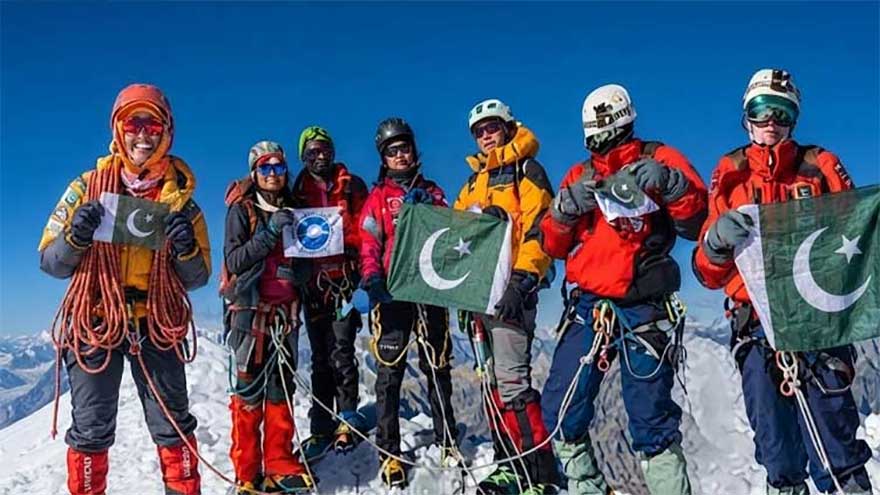 Pakistani Women Scale Khusar Gang Peak in Milestone Climb Pakistani Women Scale Khusar Gang Peak in Milestone Climb