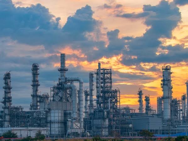Pakistan Oil Refinery Upgradation Deal Worth $6 Billion Pakistan Oil Refinery Upgradation Deal Worth $6 Billion